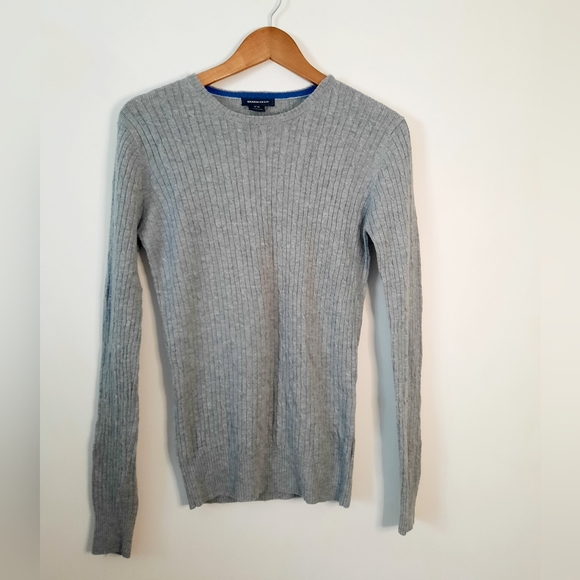 100% Cashmere Isaac Mizrahi Sweater - Picture 2 of 7